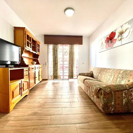 Appartement Palmeras Del Sur Con Piscina,A 5 Minutos A Pie A La Playa, Tenerife Sur Costa Adeje (Tenerife)