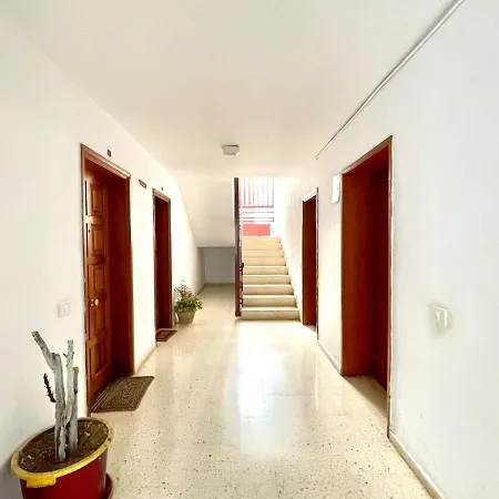 Apartamento Palmeras del Sur con piscina,a 5 minutos a pie a la playa, Tenerife Sur