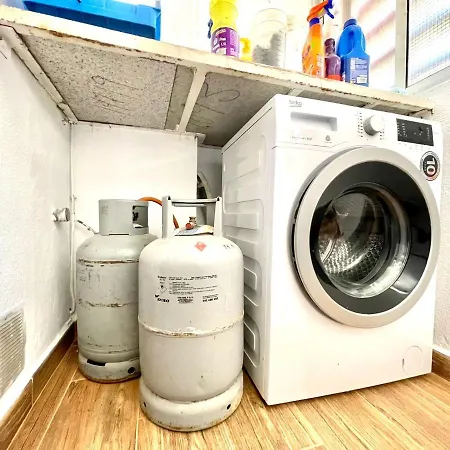 Apartamento Palmeras del Sur con piscina,a 5 minutos a pie a la playa, Tenerife Sur *